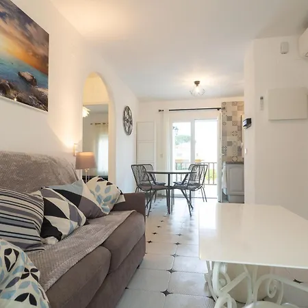 L'escala, 2 Dormitorios, 4 Personas - Es-325-9 Apartment *