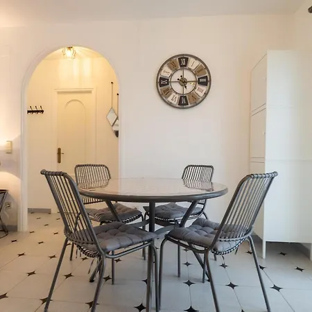 L'escala, 2 Dormitorios, 4 Personas - Es-325-9 * Torroella De Montgri