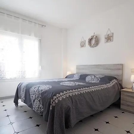 L'escala, 2 Dormitorios, 4 Personas - Es-325-9 * Torroella De Montgri
